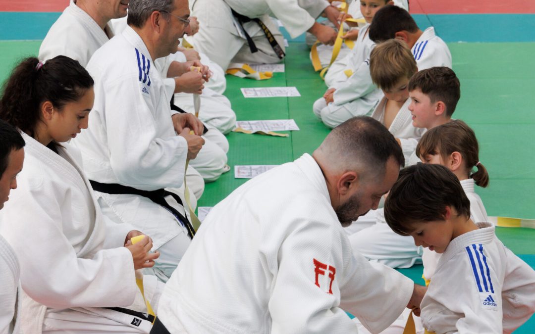 Le judo au Réveil sauvagnonnais : l&rsquo;esprit de combat …et de famille
